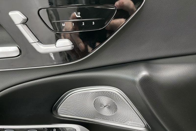 Mercedes E220 bild 13