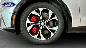 Ford Mustang Mach-E bild 9