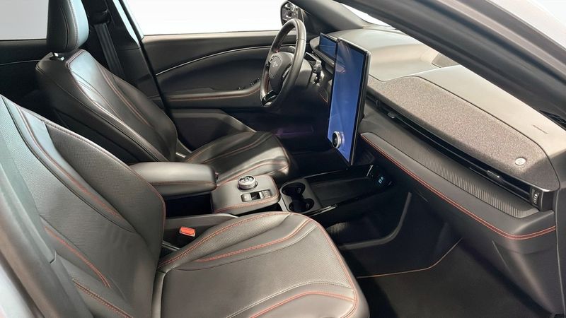 Ford Mustang Mach-E bild 3