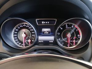Mercedes CLA45 AMG bild 12