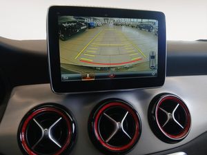 Mercedes CLA45 AMG bild 19