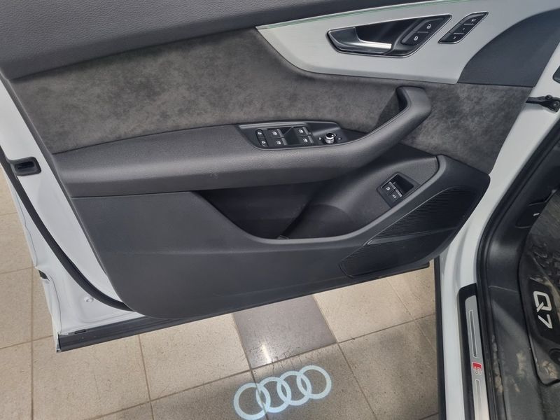 Audi Q7 bild 13