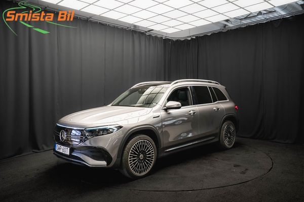 Mercedes EQB300 4MATIC AMG 7-sits PANO 20'' DISTRONIC+ KAMERA MOMS - 2023