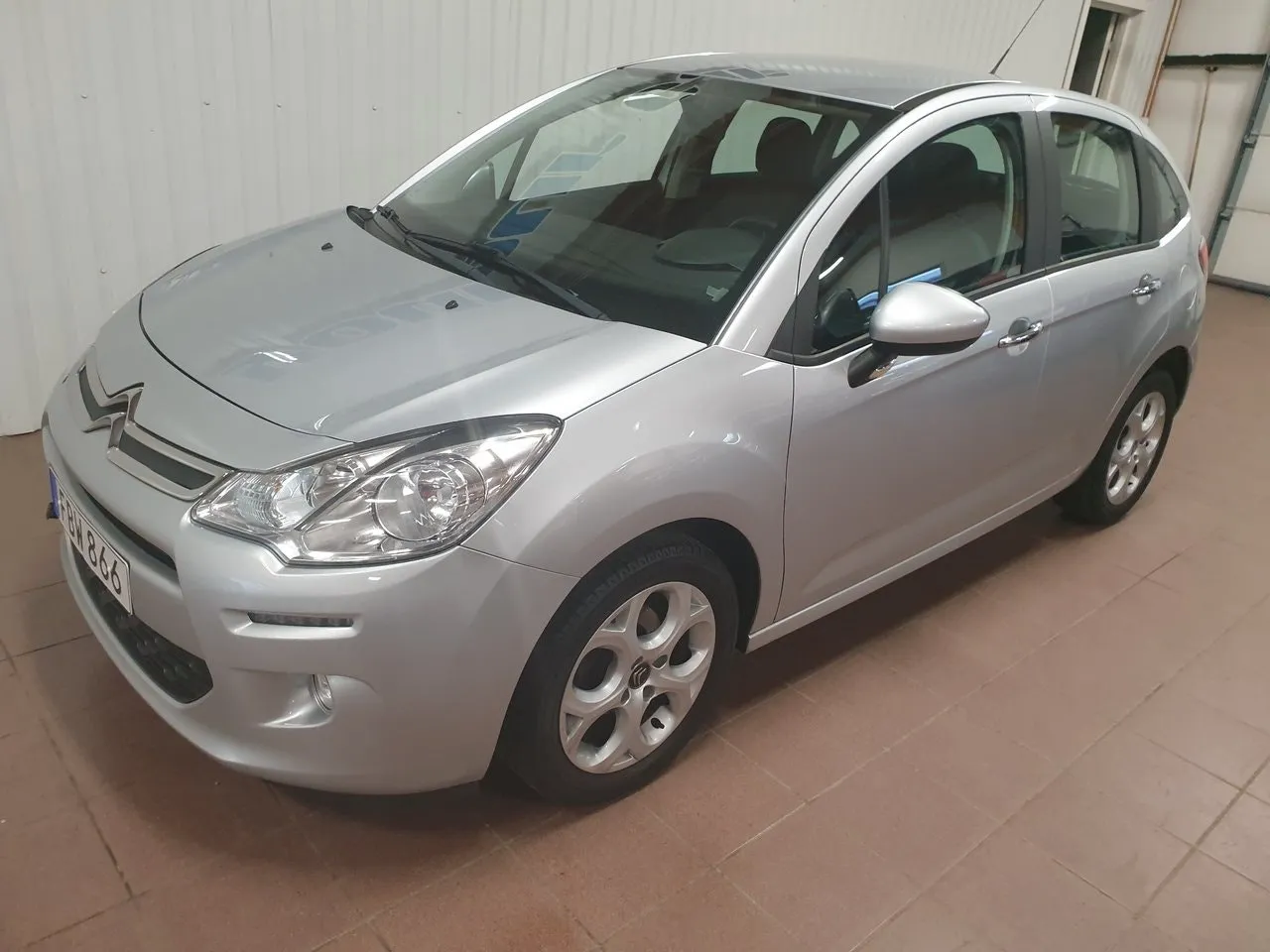 Vehicle image 2