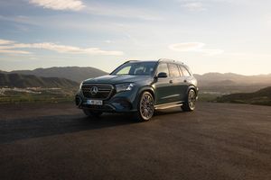 Mercedes GLS450 bild 1