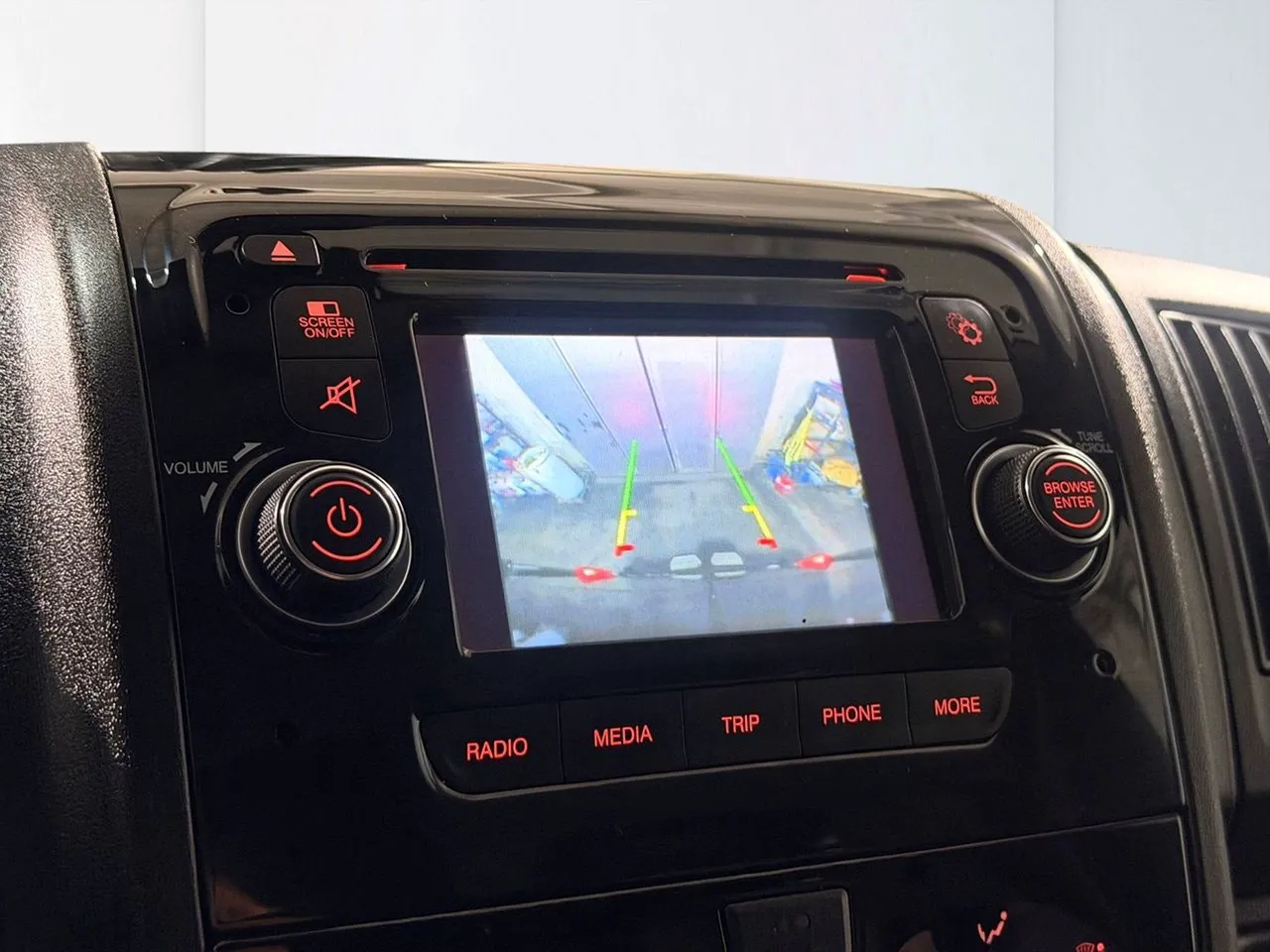 Vehicle image 18