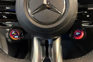 Mercedes SL63 AMG bild 17
