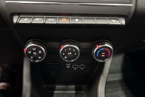 Renault Clio bild 16