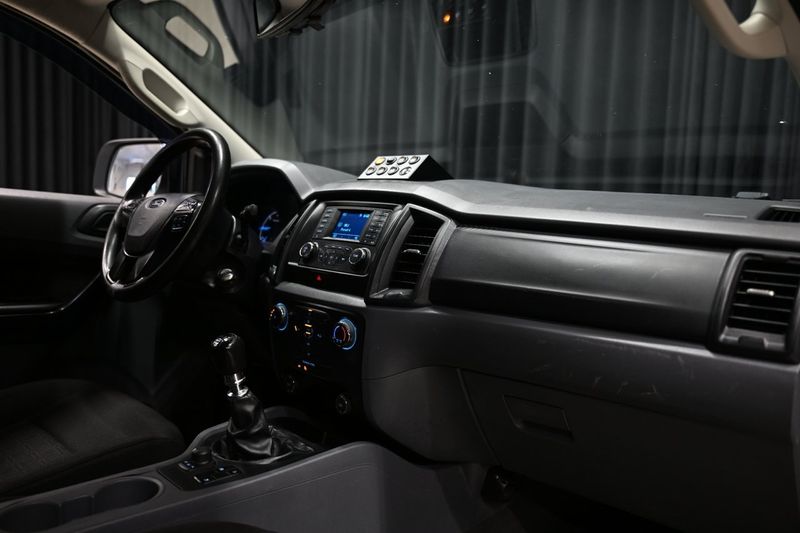 Ford Ranger bild 32