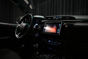 Toyota Hilux bild 32
