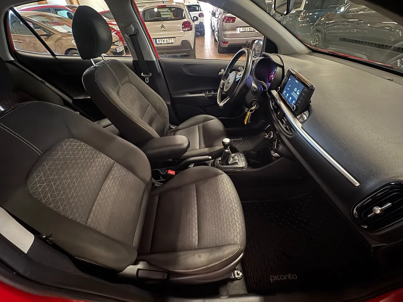 Vehicle image 9