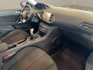 Peugeot 308 SW bild 13