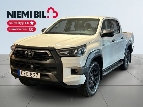 Toyota Hilux Dubbelhytt 2.8 4WD Invincible MOMS/MoK/Skinn/Kamera/SoV - 2024