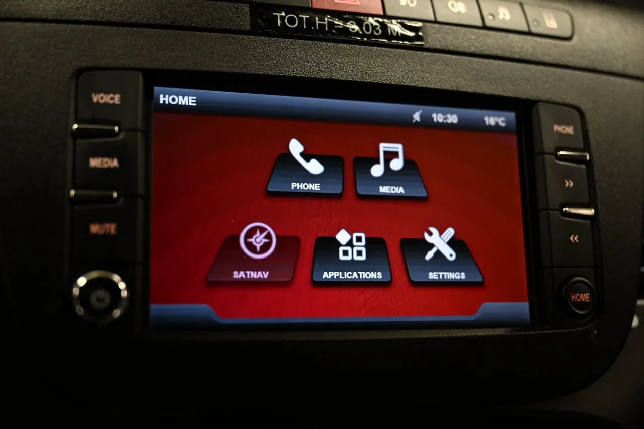 Vehicle image 21