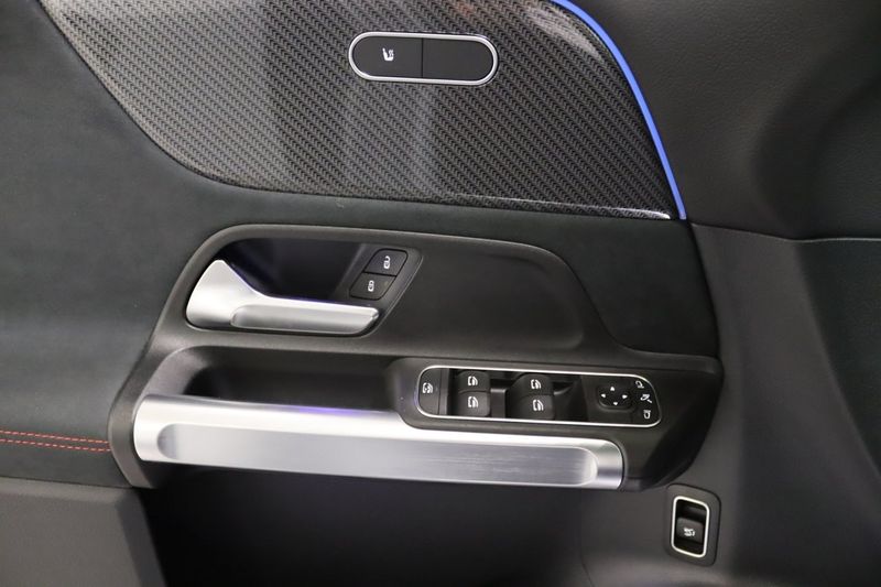 Mercedes GLB220 bild 20