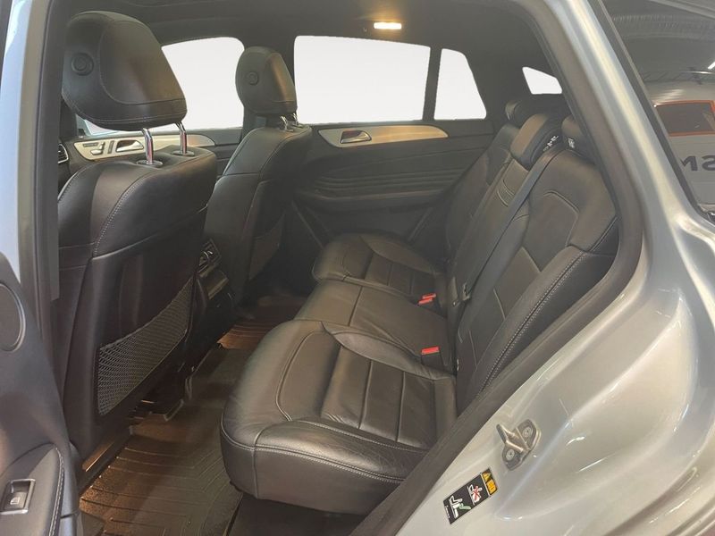 Mercedes GLE350 bild 14