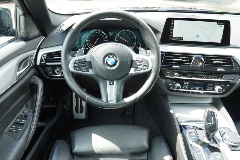 BMW 520 bild 13