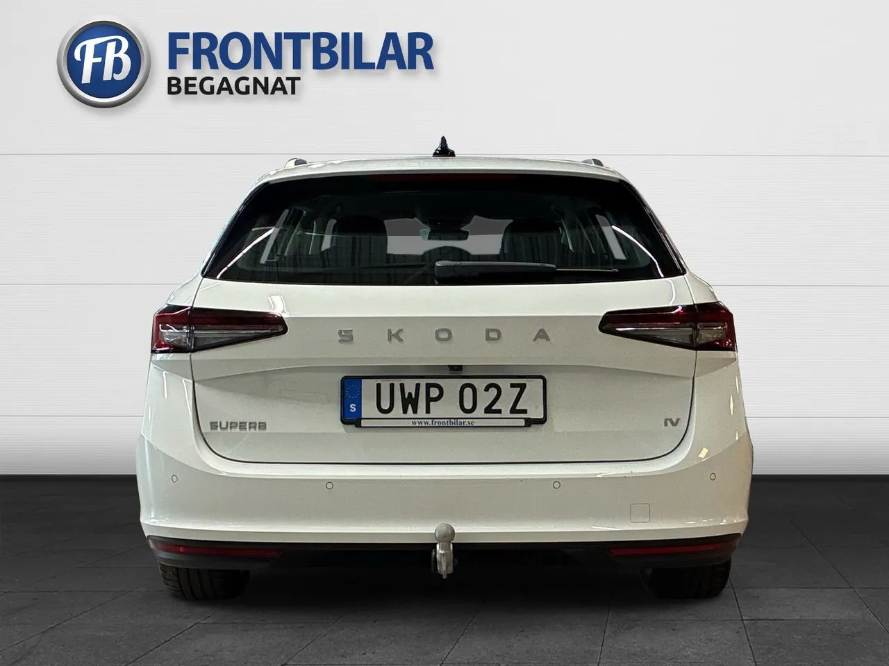 Vehicle image 6