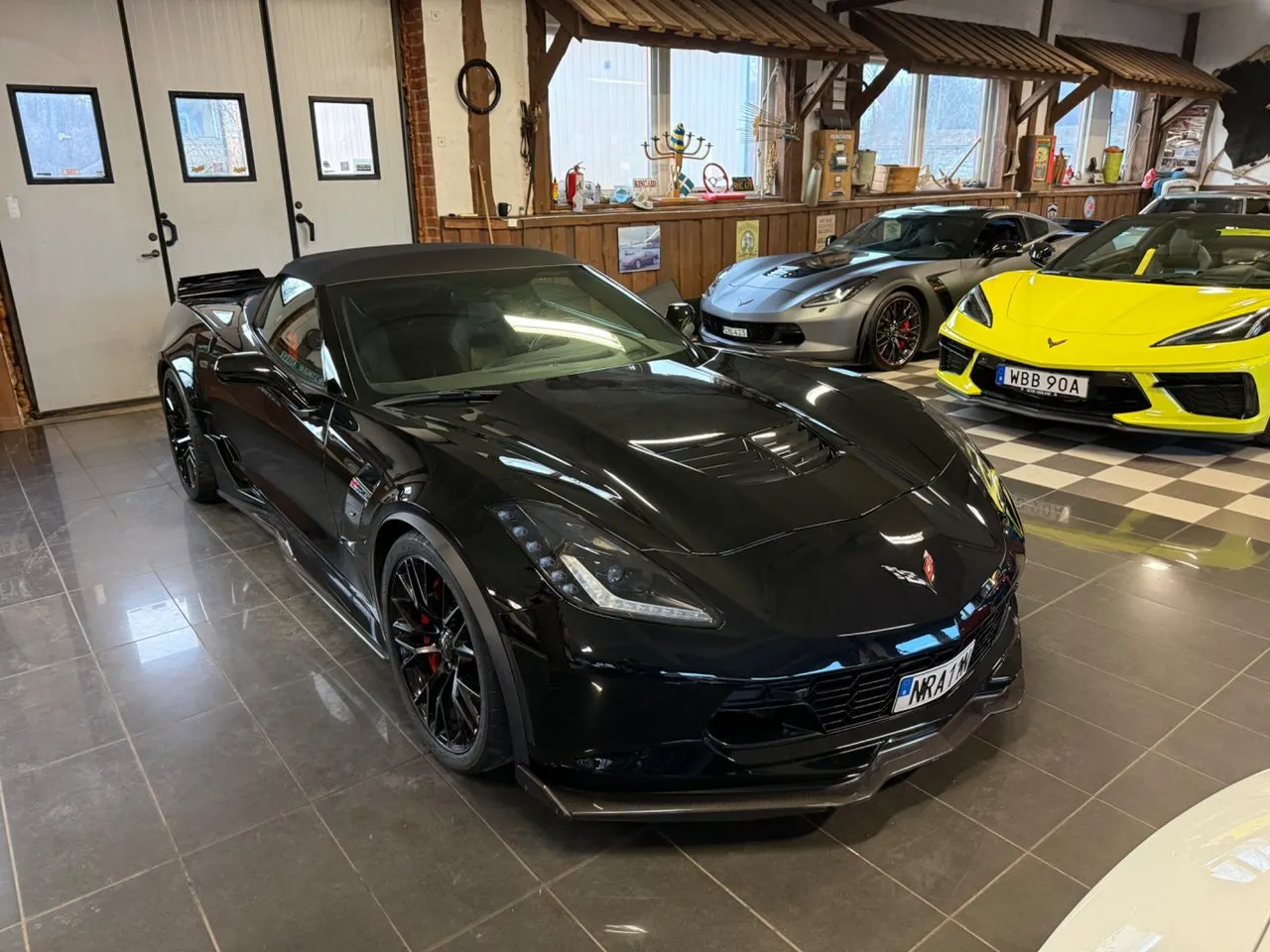 Vehicle image 9