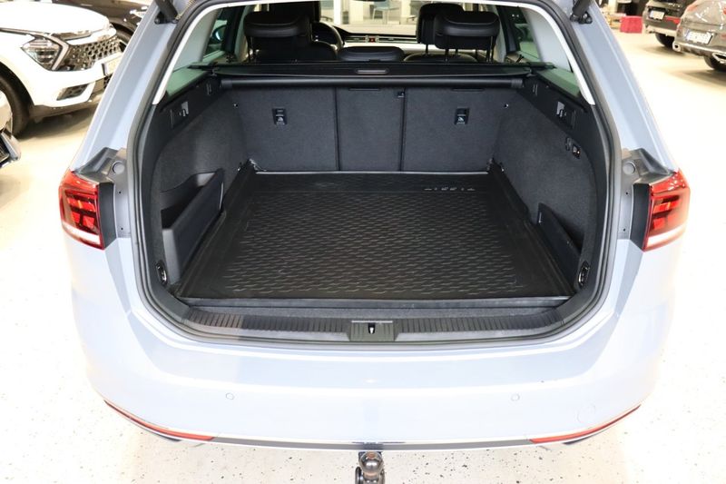 Volkswagen Passat bild 7