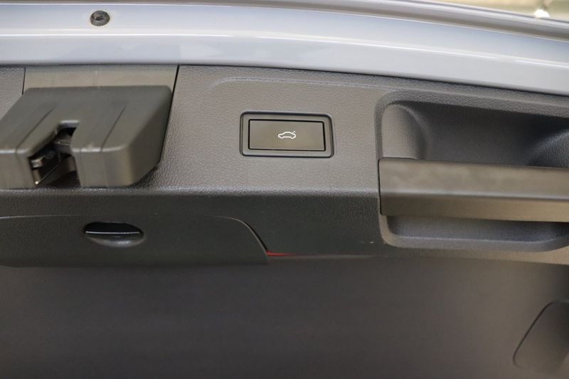 Volkswagen Passat bild 8