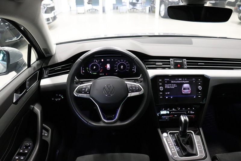 Volkswagen Passat bild 15