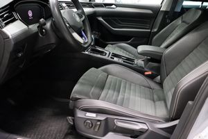 Volkswagen Passat bild 11