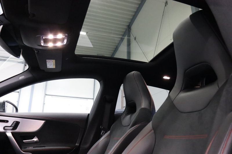 Mercedes CLA250 bild 26