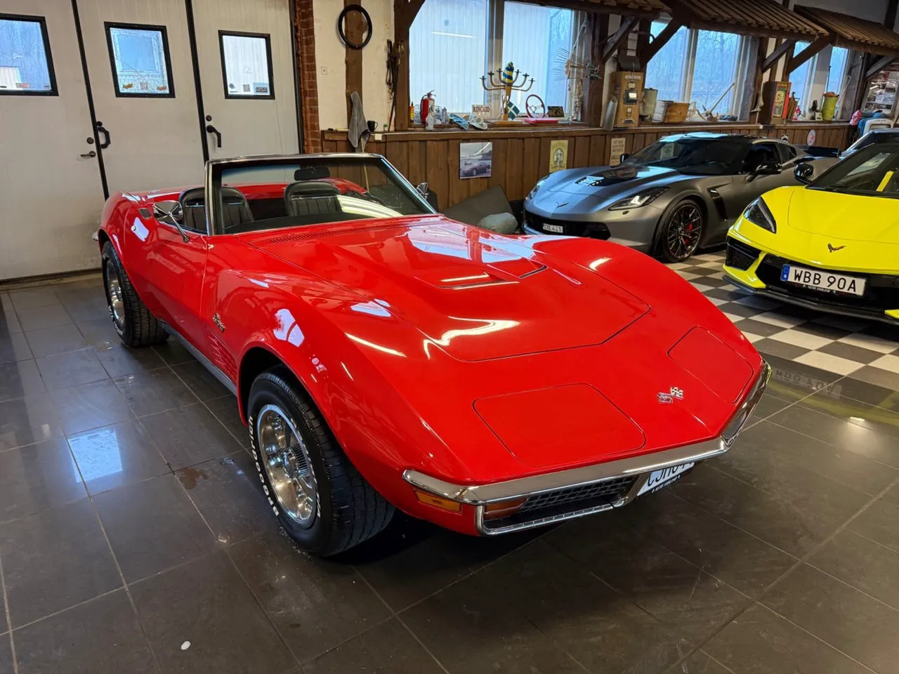 Vehicle image 20