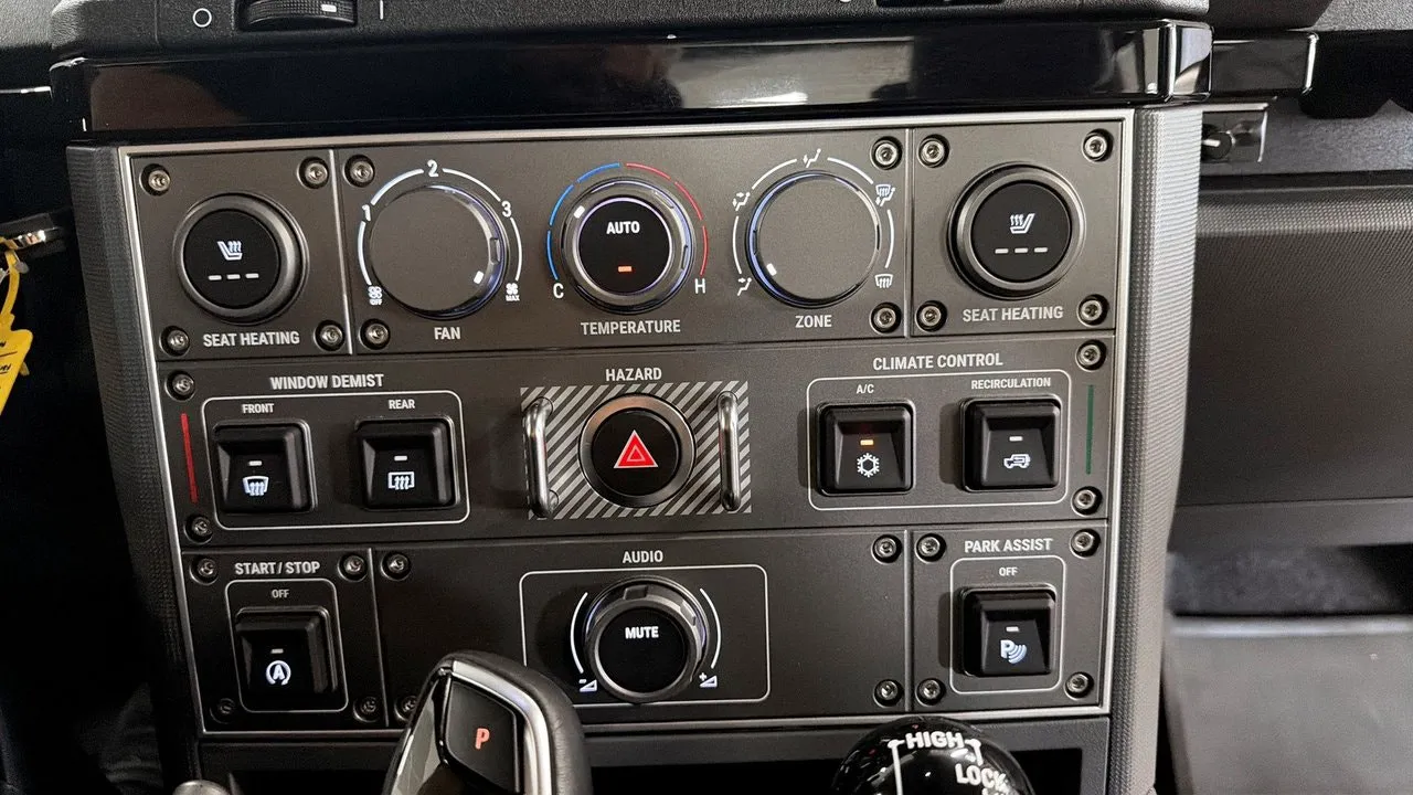 Vehicle image 21