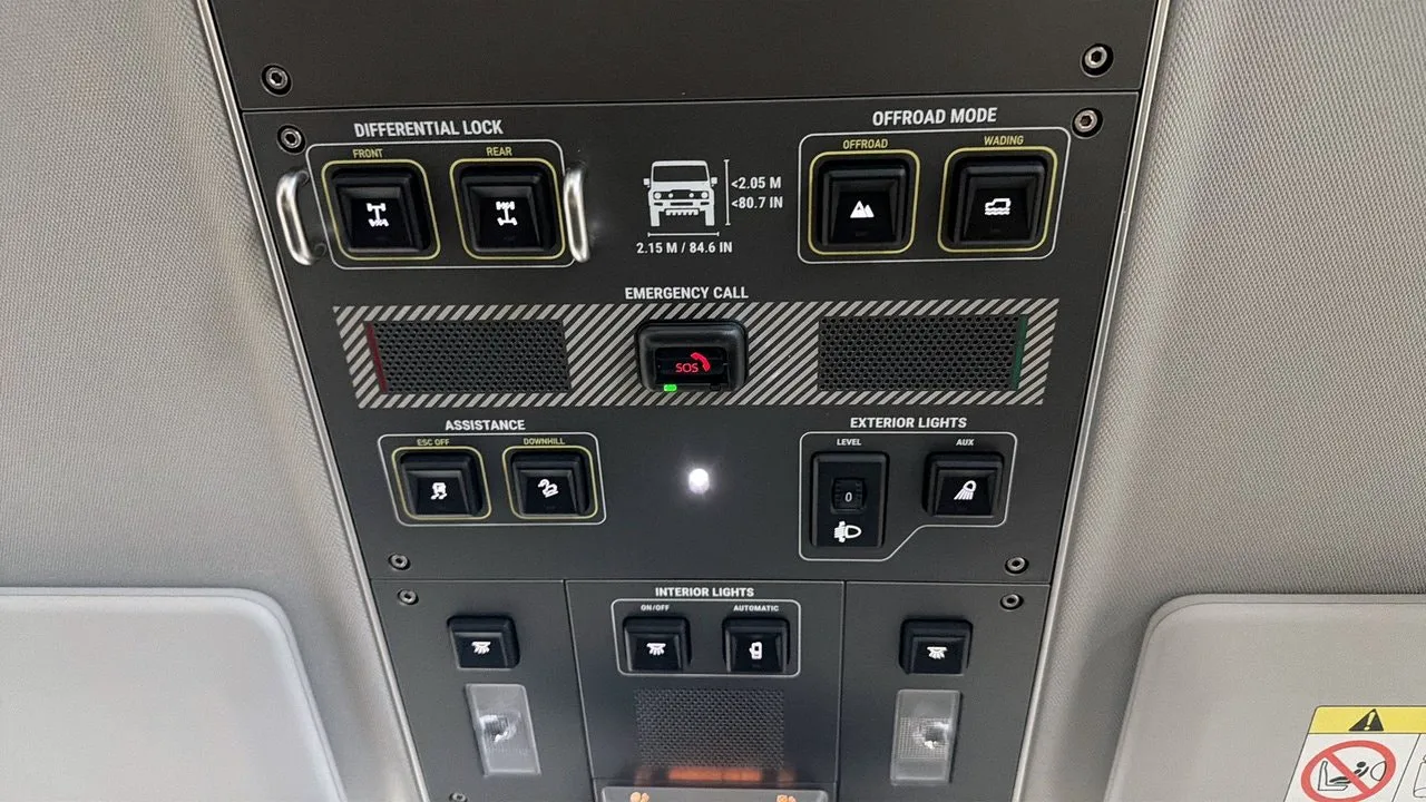 Vehicle image 18