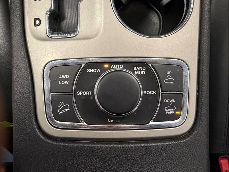 Jeep Grand Cherokee bild 17