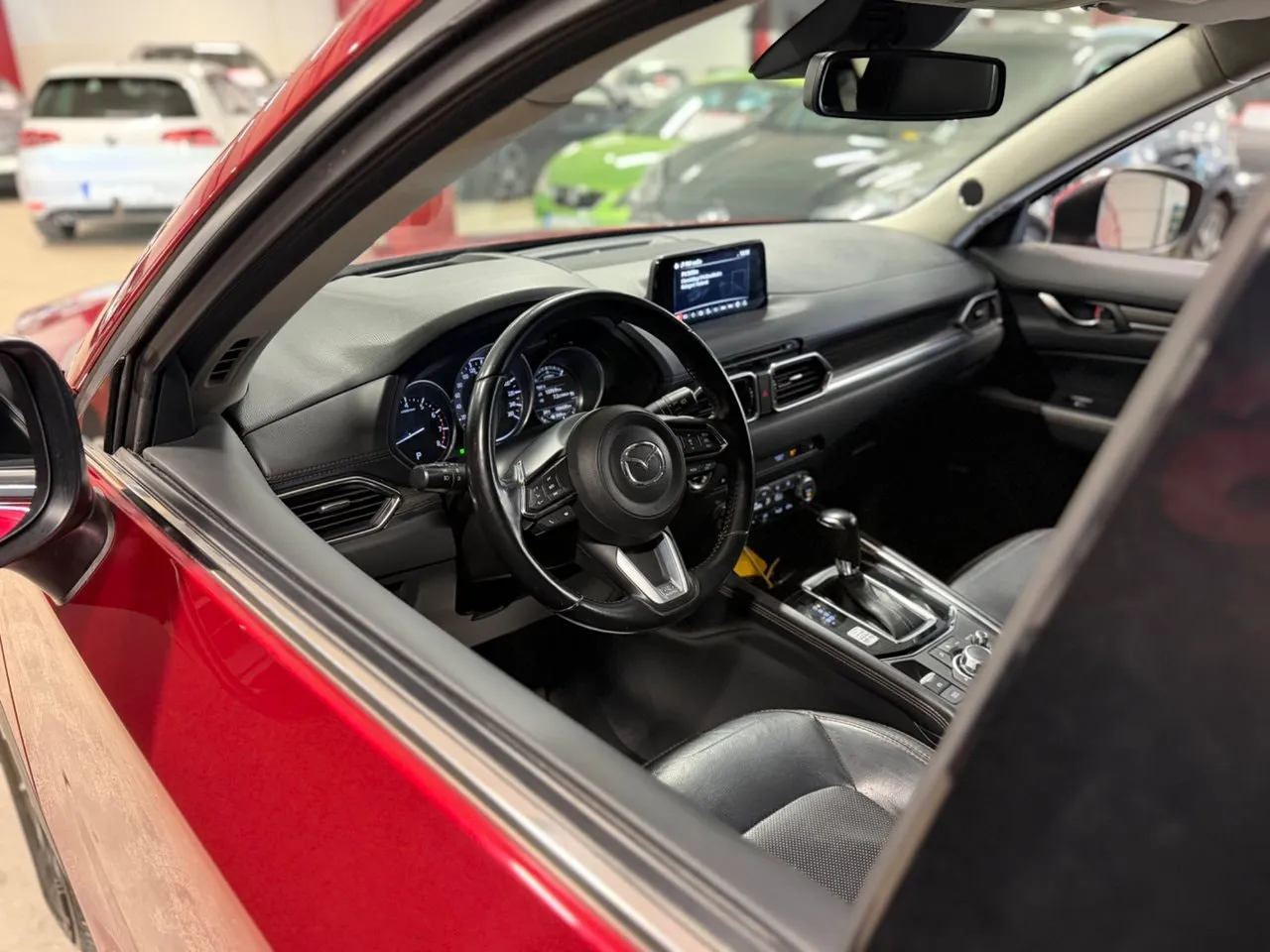 Vehicle image 10