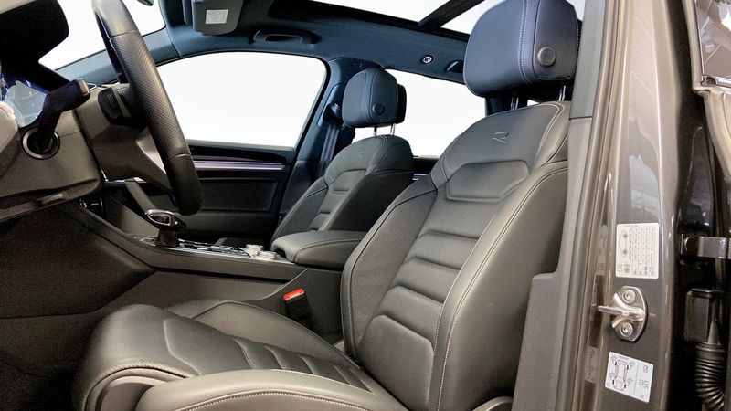 Volkswagen Touareg bild 8
