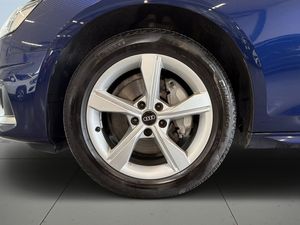 Audi A4 bild 14