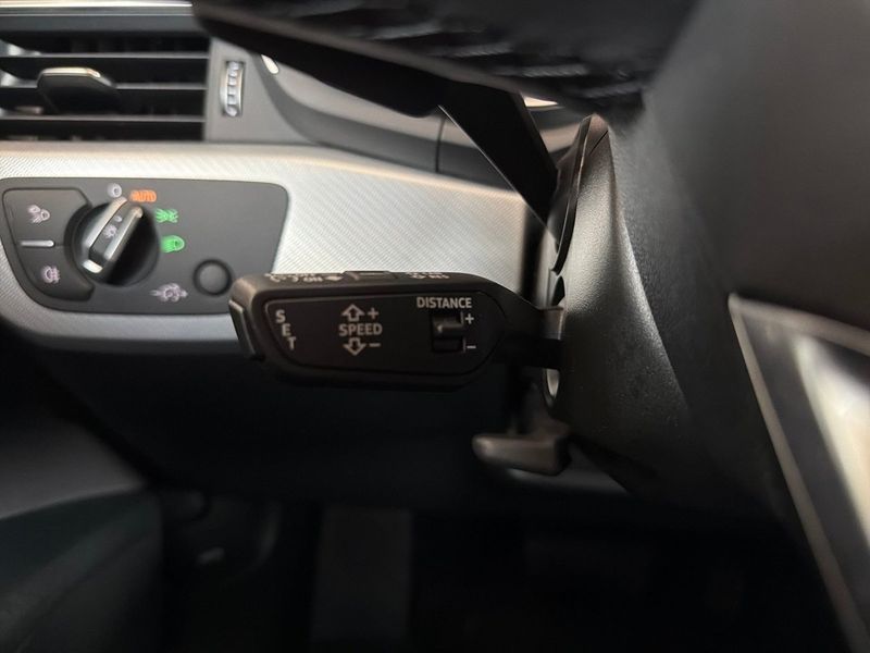 Audi A4 bild 17