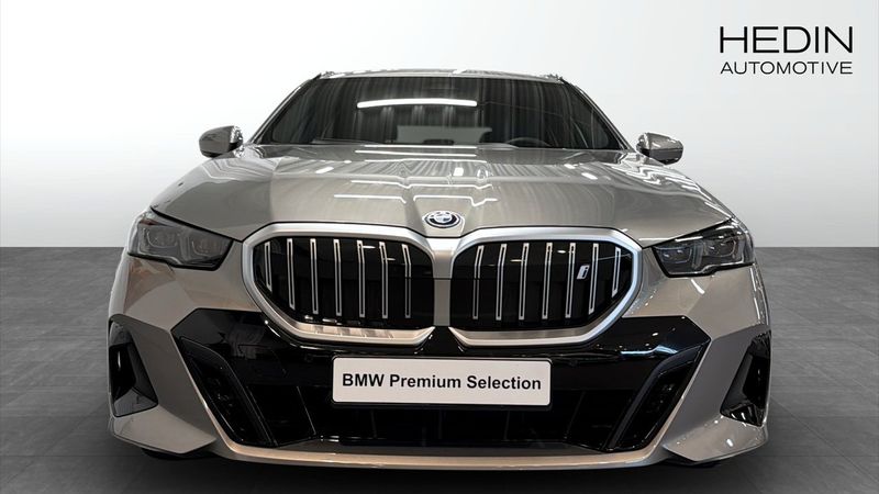 BMW i5 bild 8