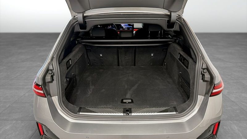 BMW i5 bild 10