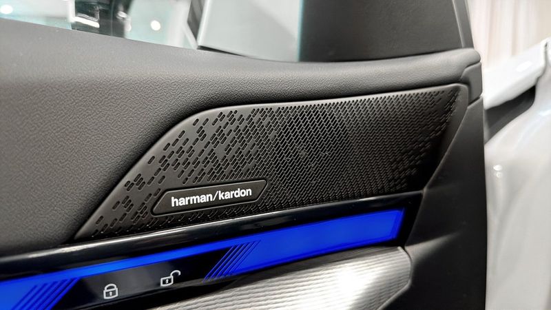 BMW i5 bild 13
