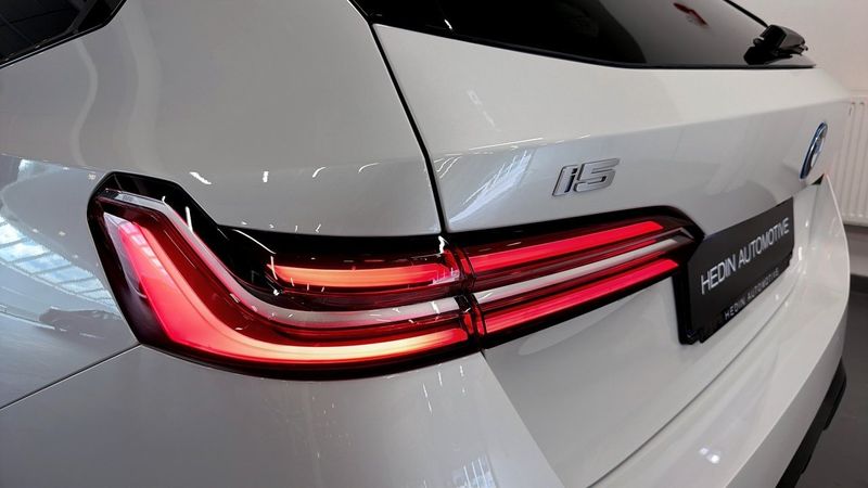 BMW i5 bild 12