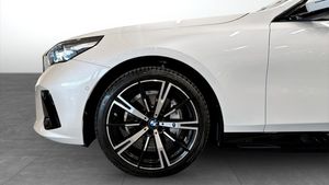 BMW i5 bild 9