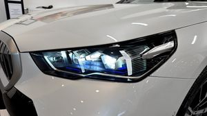 BMW i5 bild 11
