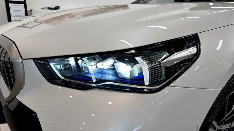 BMW i5 bild 11
