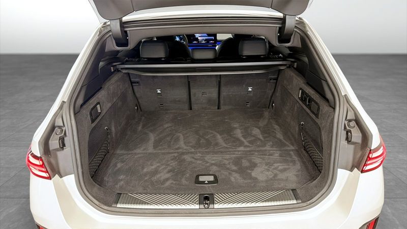 BMW i5 bild 10