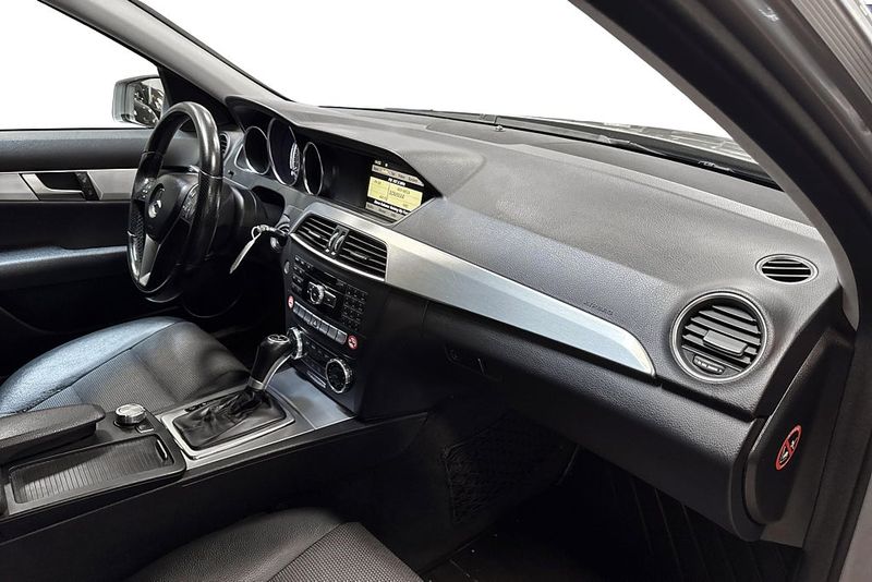 Mercedes C180 bild 9