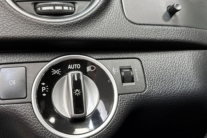 Mercedes C180 bild 12