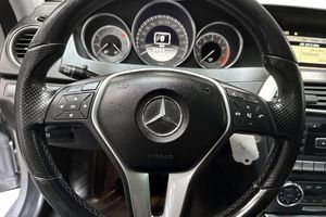 Mercedes C180 bild 10