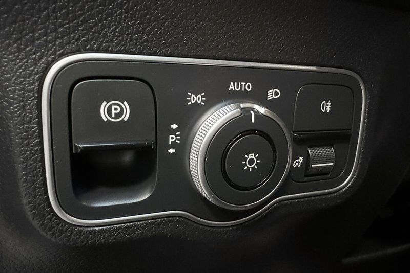 Mercedes GLB200 bild 10