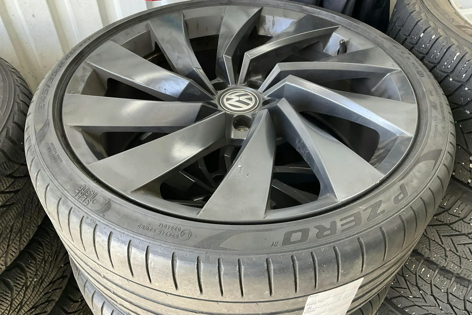 Vehicle image 15