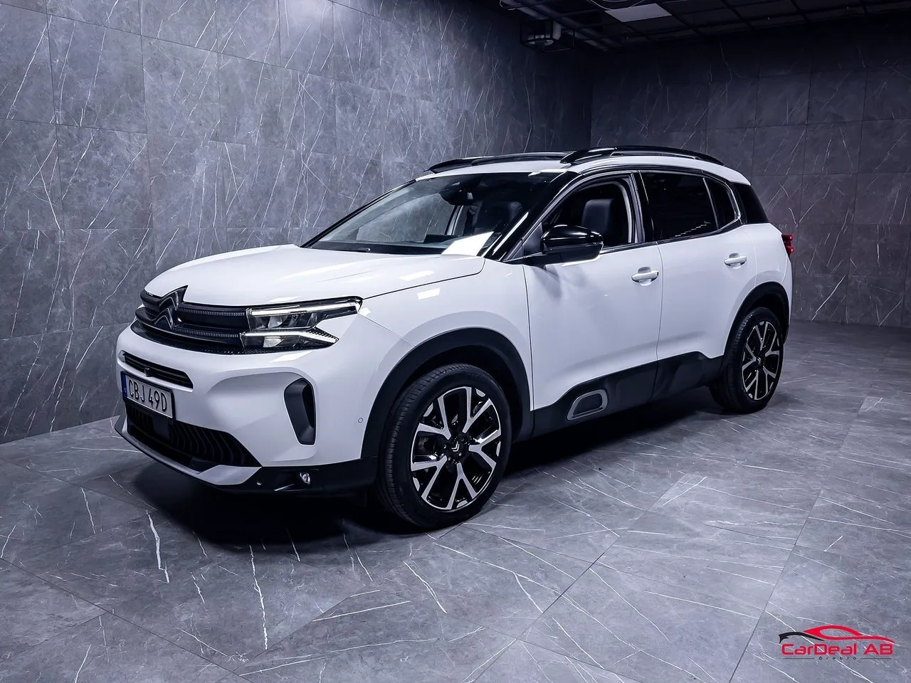 Vehicle image 2